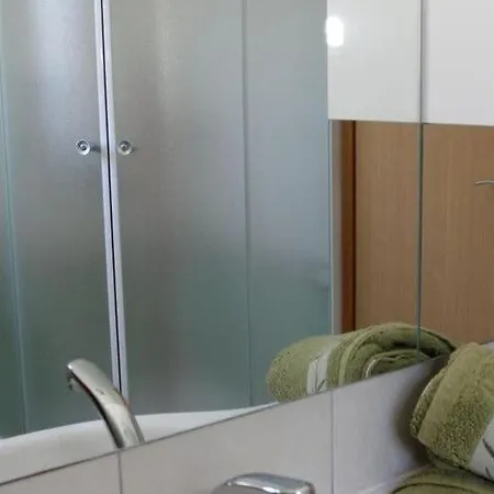 Holiday home House Pine Tree - Three Bedroom With Pool Nerezisca