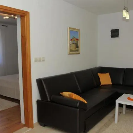 Holiday home House Pine Tree - Three Bedroom With Pool